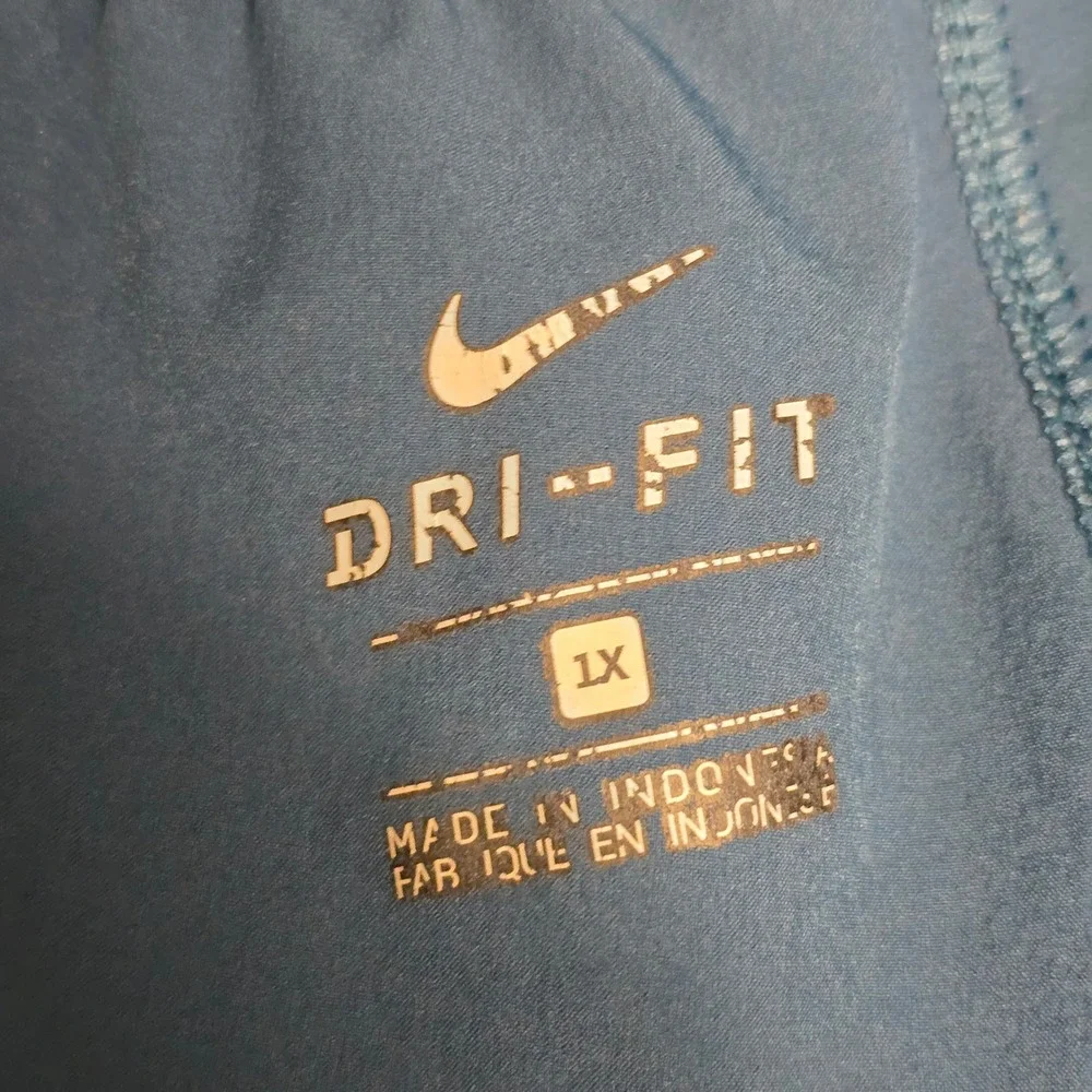 Nike Essential Pants Women 1X Blue Dri-Fit Cropped Tapered Athleisure Gym Light